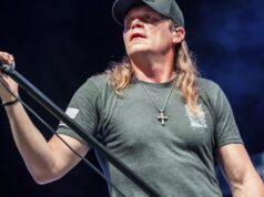 Brad Arnold, vocalista do 3 Doorways Down, morre aos 47 anos