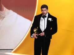 Dangerous Bunny faz história com Grammy de álbum do ano, homenageia Porto Rico