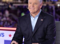 A estrela da Fox Information, Sean Hannity, junta-se ao desfile de podcasts