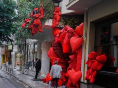 Produtor da série de TV israelense de sucesso ‘Teerã’ morre repentinamente na Grécia